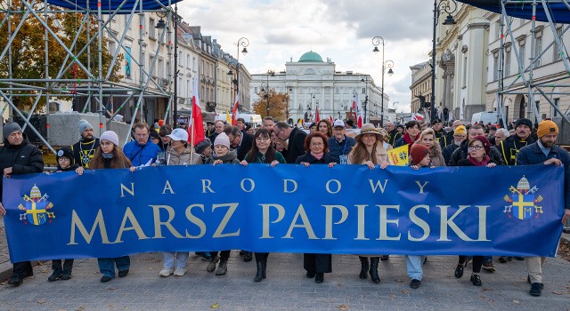 Związki partnerskie to dopiero początek – destrukcja rodziny trwa!